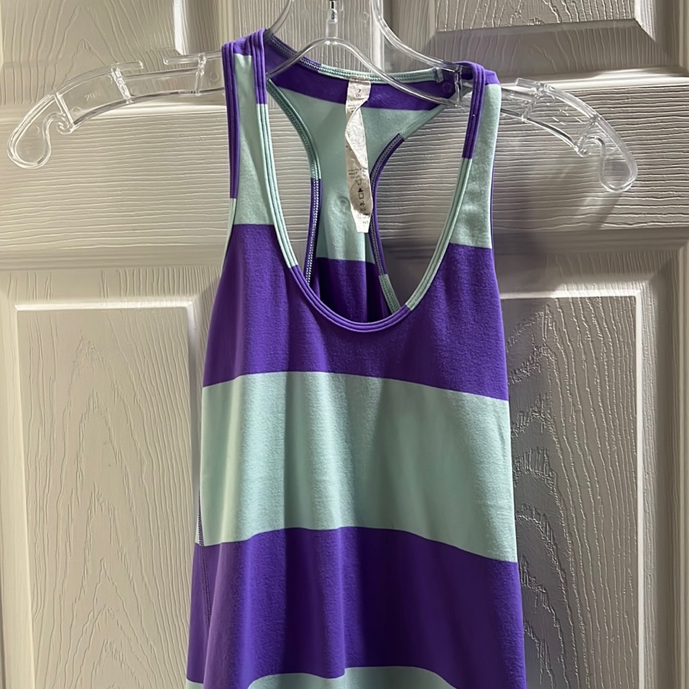 Lululemon blue and purple tank size 2
